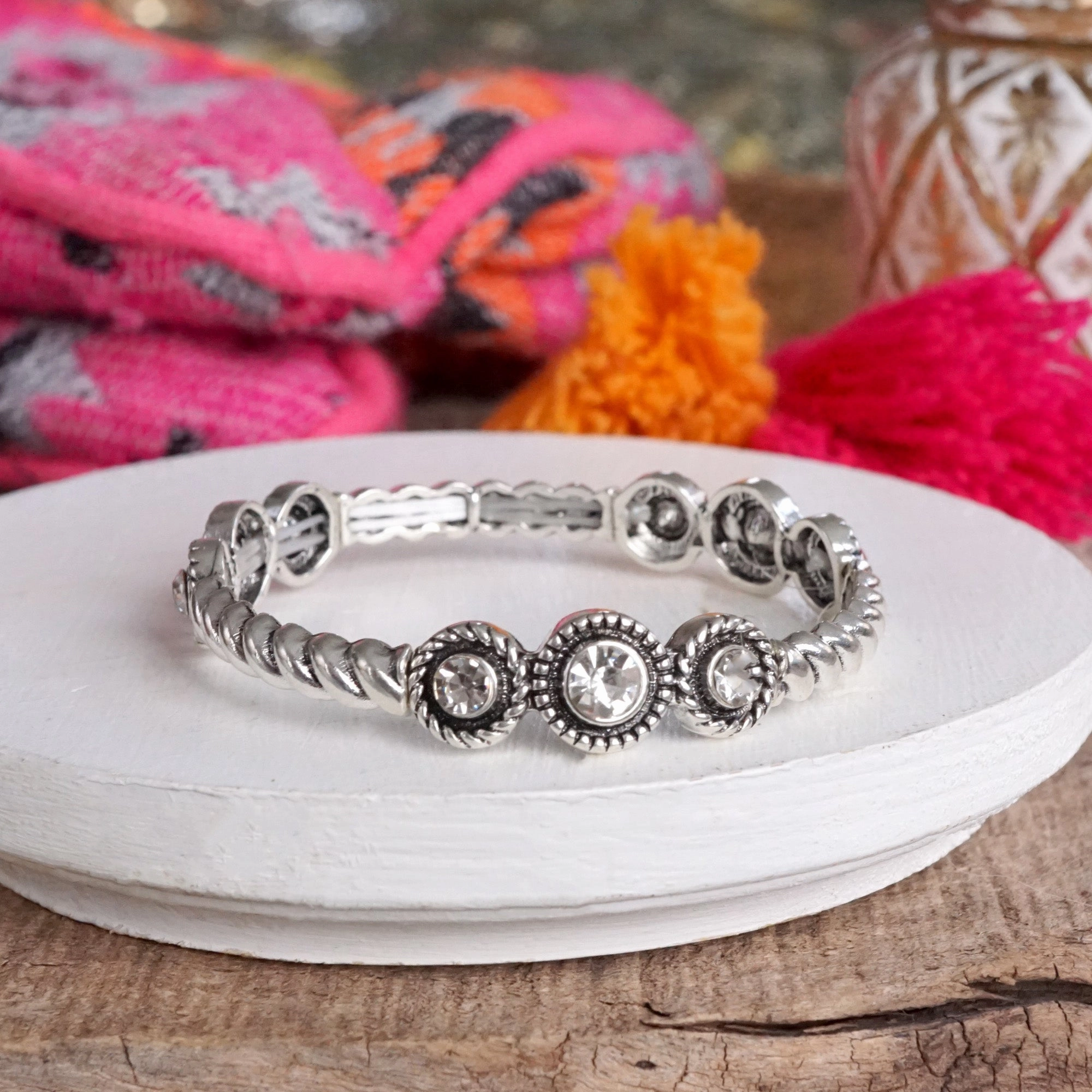Western Vibes Timeless Layering Stretchy Bangles ?C Silver Tone & Crystals Unlimited Blends