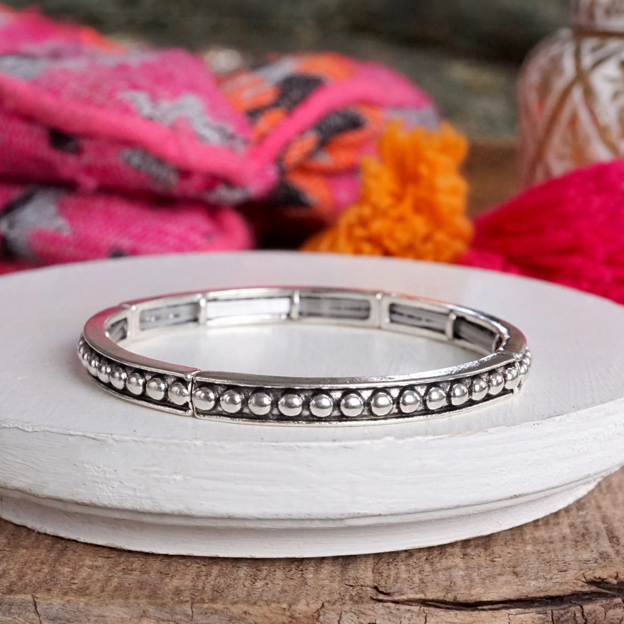 Multiple Blends Ultimate Worth Western Vibes Timeless Layering Stretchy Bangles ?C Silver Tone & Crystals