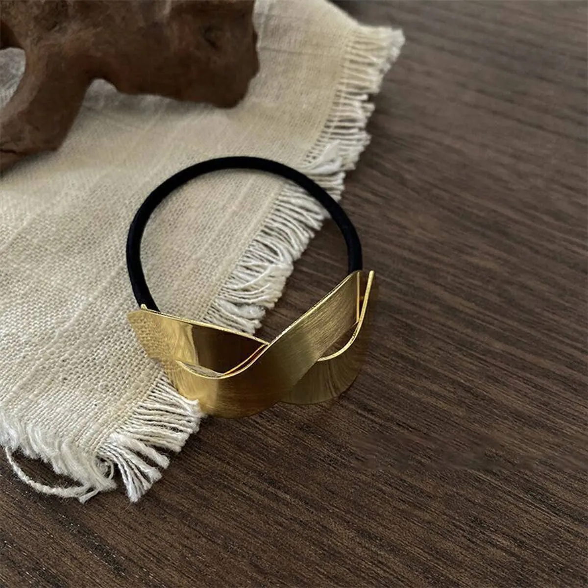 Simple Brushed Hair Scrunchie - Buckle