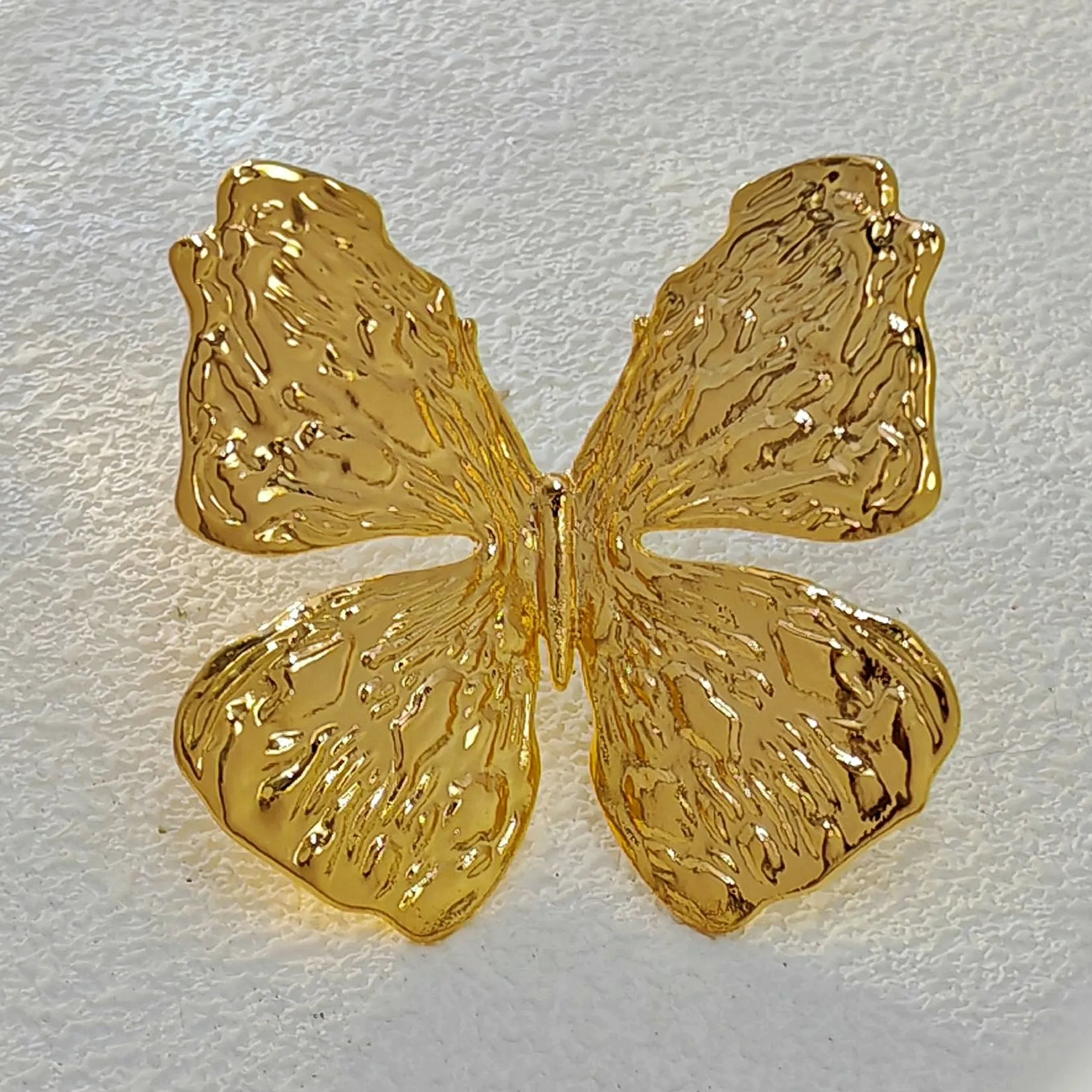 Simplistic Embossed Gold Butterfly Brooch Pin Nature Inspire Insect Jewelry