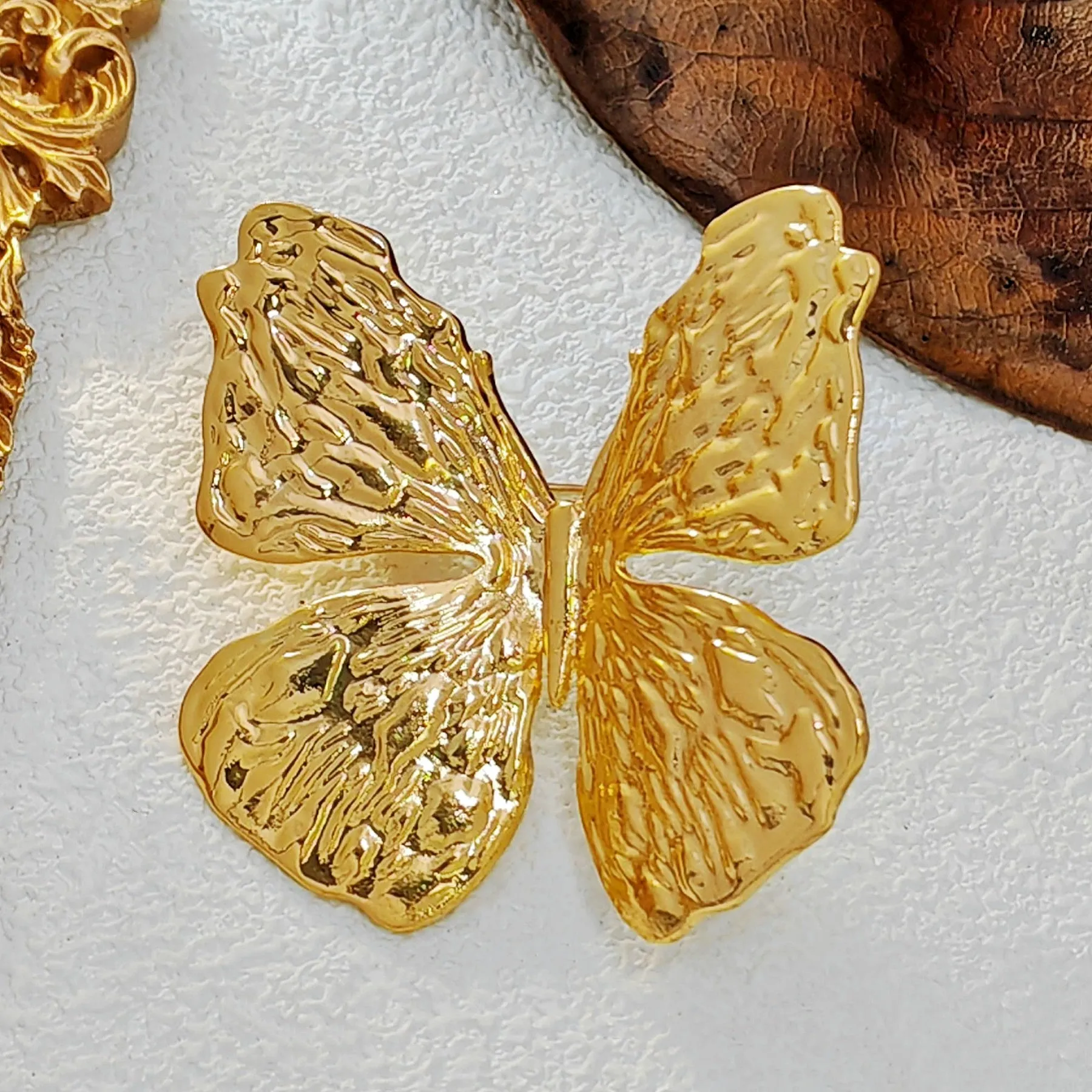 Simplistic Embossed Gold Butterfly Brooch Pin Nature Inspire Insect Jewelry
