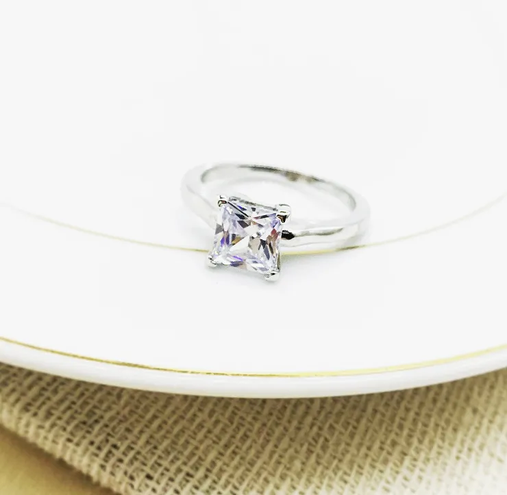 Sophia Crystal Cocktail Ring