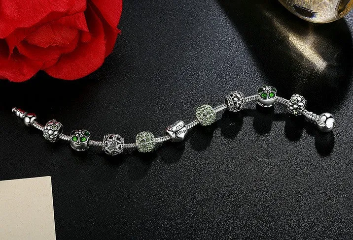 Sophisticated Silver Charm Bracelet: Elegance Meets Versatility in Your Everyday Style