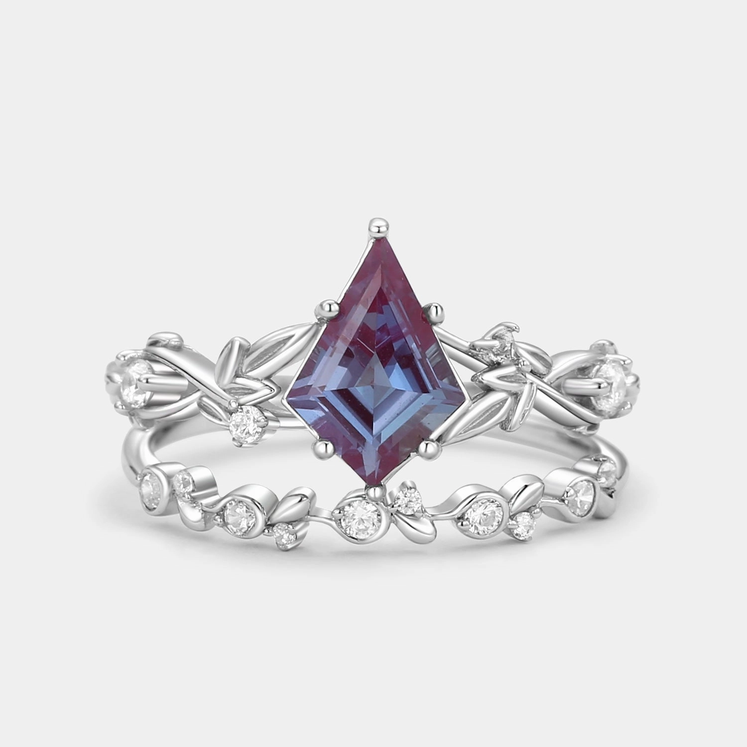 Understated Form Leafy Kite Cut Moss Agate Engagement Ring & Straight Band Sets 2pcs