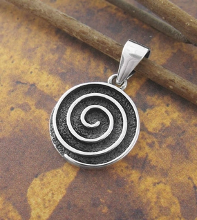 Dreamy Touch Small Spiral Swirl Oxidized Pendant