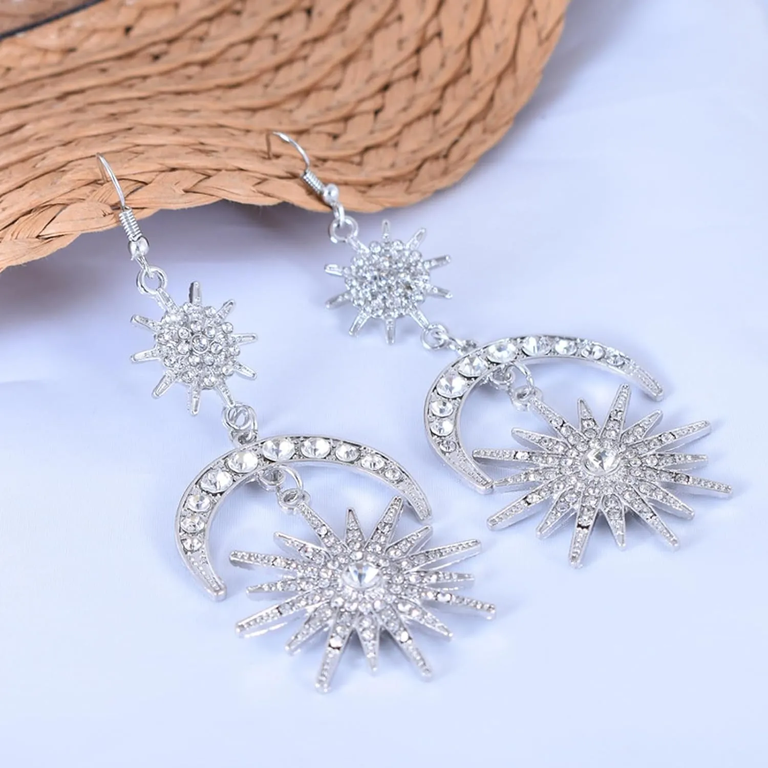 Star Dangle Earrings for Women Big Rhinestone Star Earrings Crystal Long Tassel Stars Charms Drop Dangling Dainty Jewelry Gifts for Friends Fans