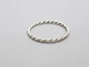 Sterling silver twist ring