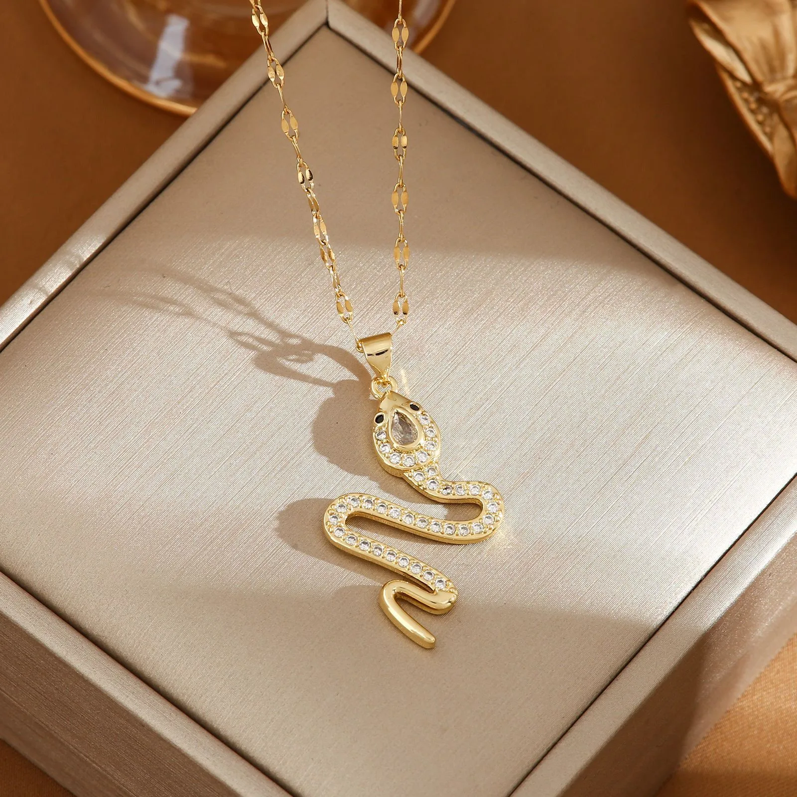Stylish Titanium Steel Zodiac Snake Necklace – Animal-Inspired Water Wave Chain Jewelry for Women