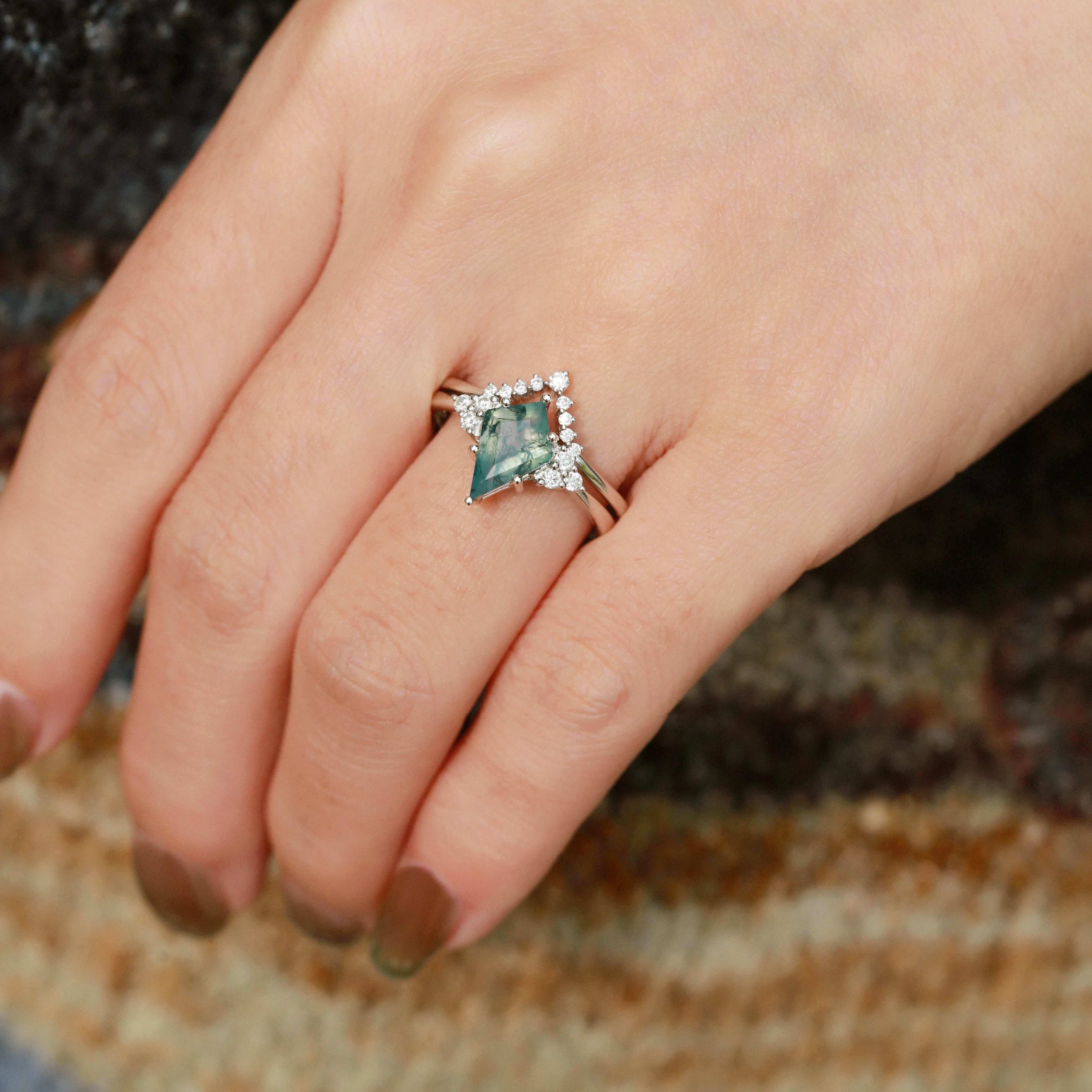 Weekend Piece Trendy Look Signature Vintage Moss Agate Engagement Ring Set 2pcs