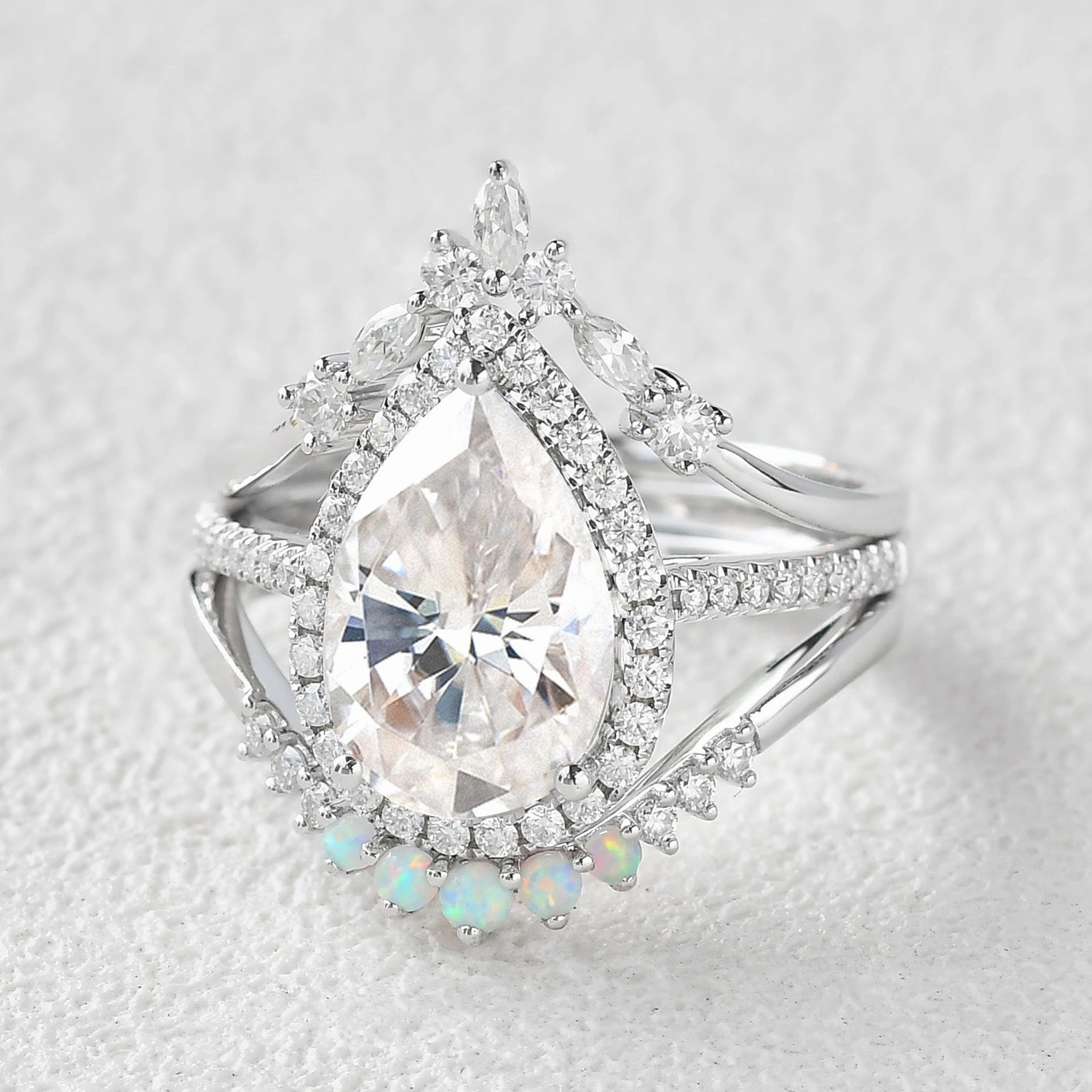 Simple Detail Creative Feature 3.5ct Pear Shaped Moissanite Inspired Ring Set 3pcs