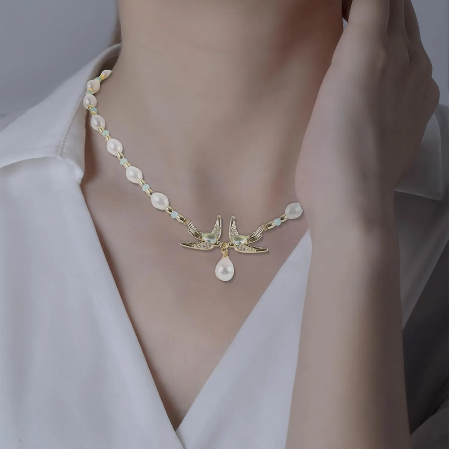 Swallow Pendant Necklace with Zircon Necklace for Women Lightweight Minimalist Design for Parties Dating