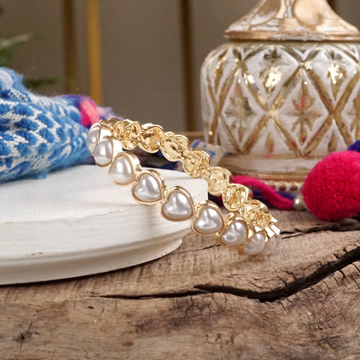 Sweetheart Shine ?C Gold Stretchy Bangle with Pearl Hearts Sophisticated Touch Seamless Integration