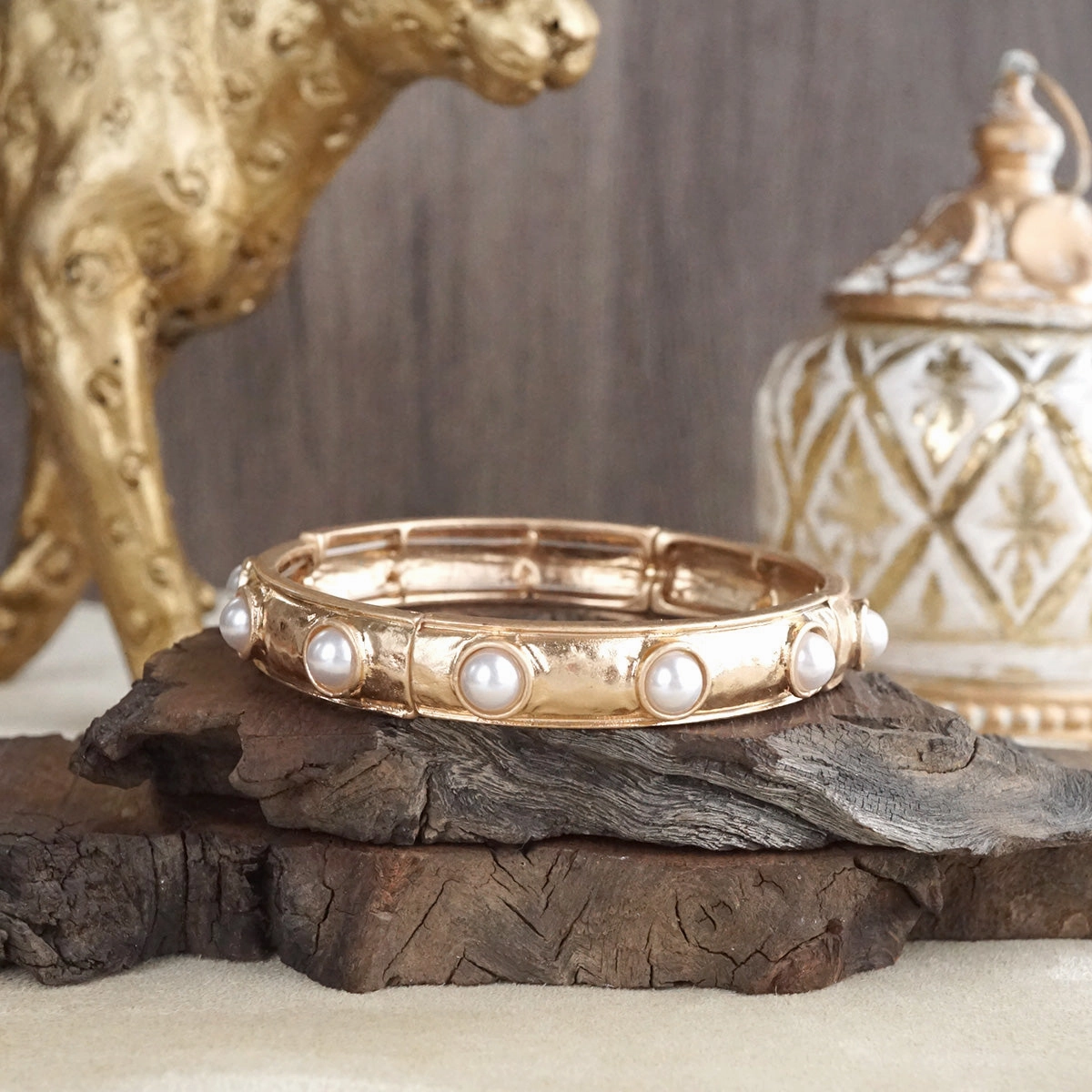 Self-expression Timeless Charm ?C Slim Cabochon Eternity Bangle