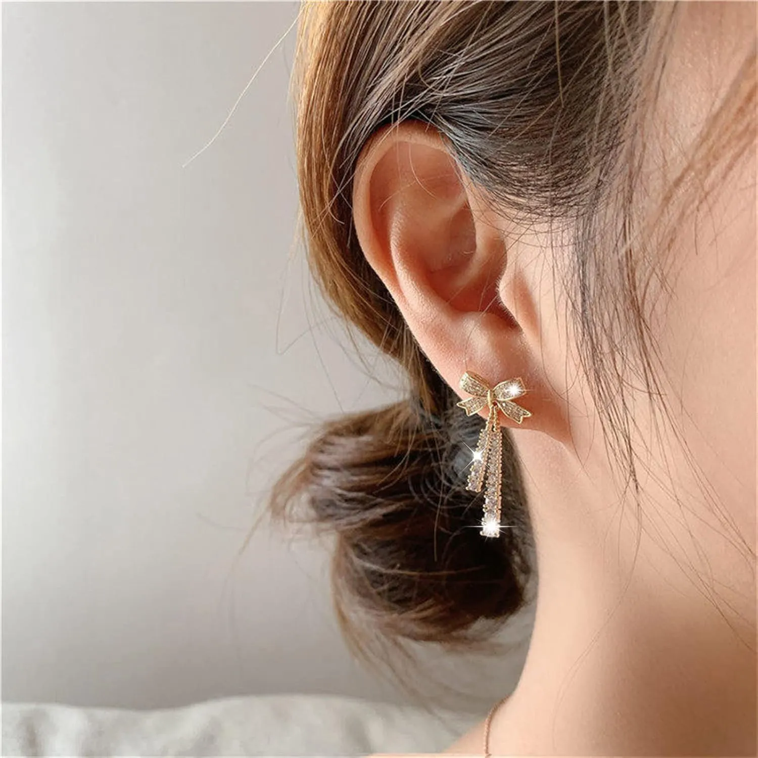 Toddler Clip on Earrings 925 Female Needle Simple Bow Earrings Temperament Earrings Lady with Diamond Pearl Silver Earrings Earrings Flat Back Earring (Multicolor, One Size)