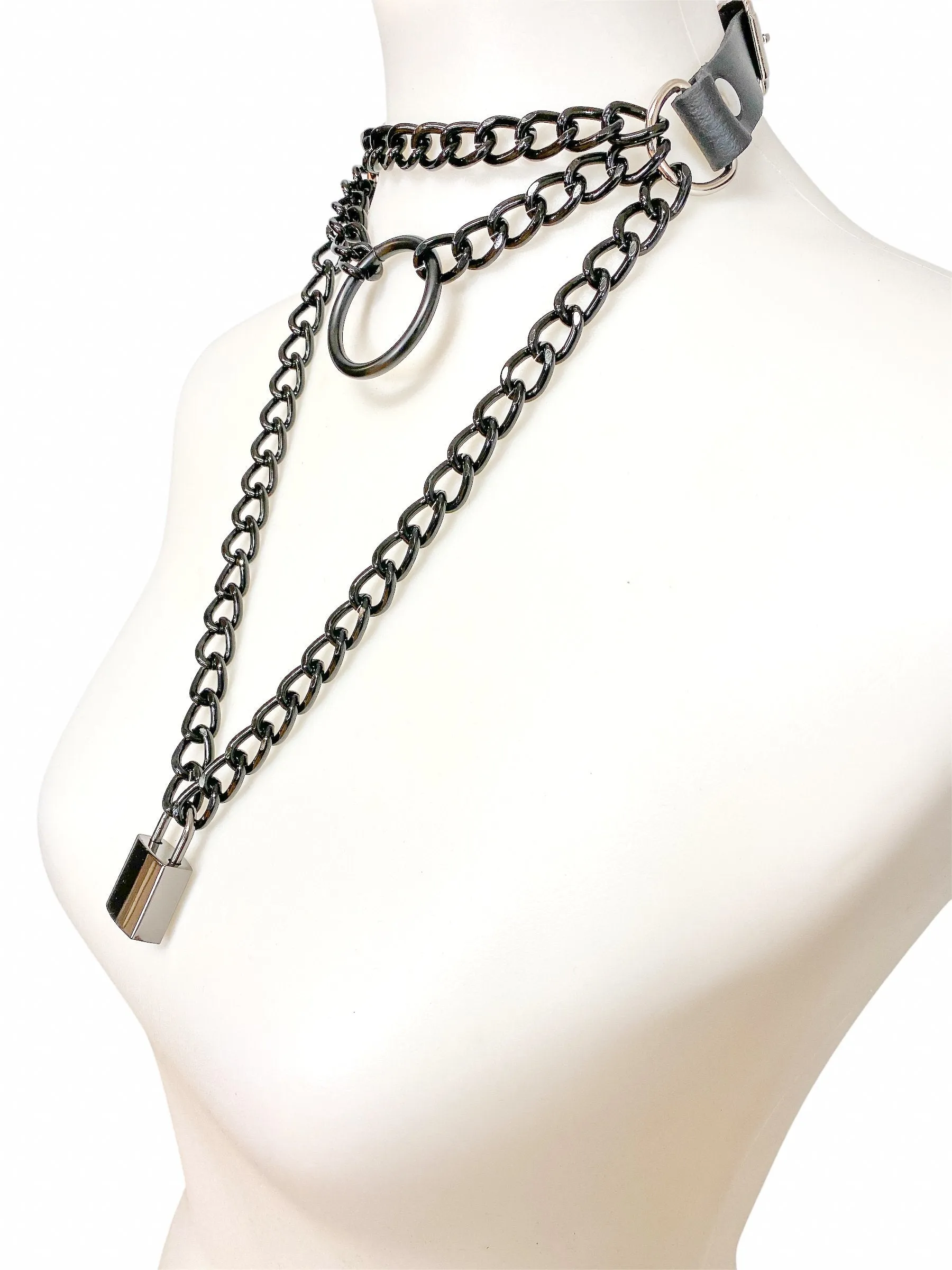TripleChain SquareLock Choker