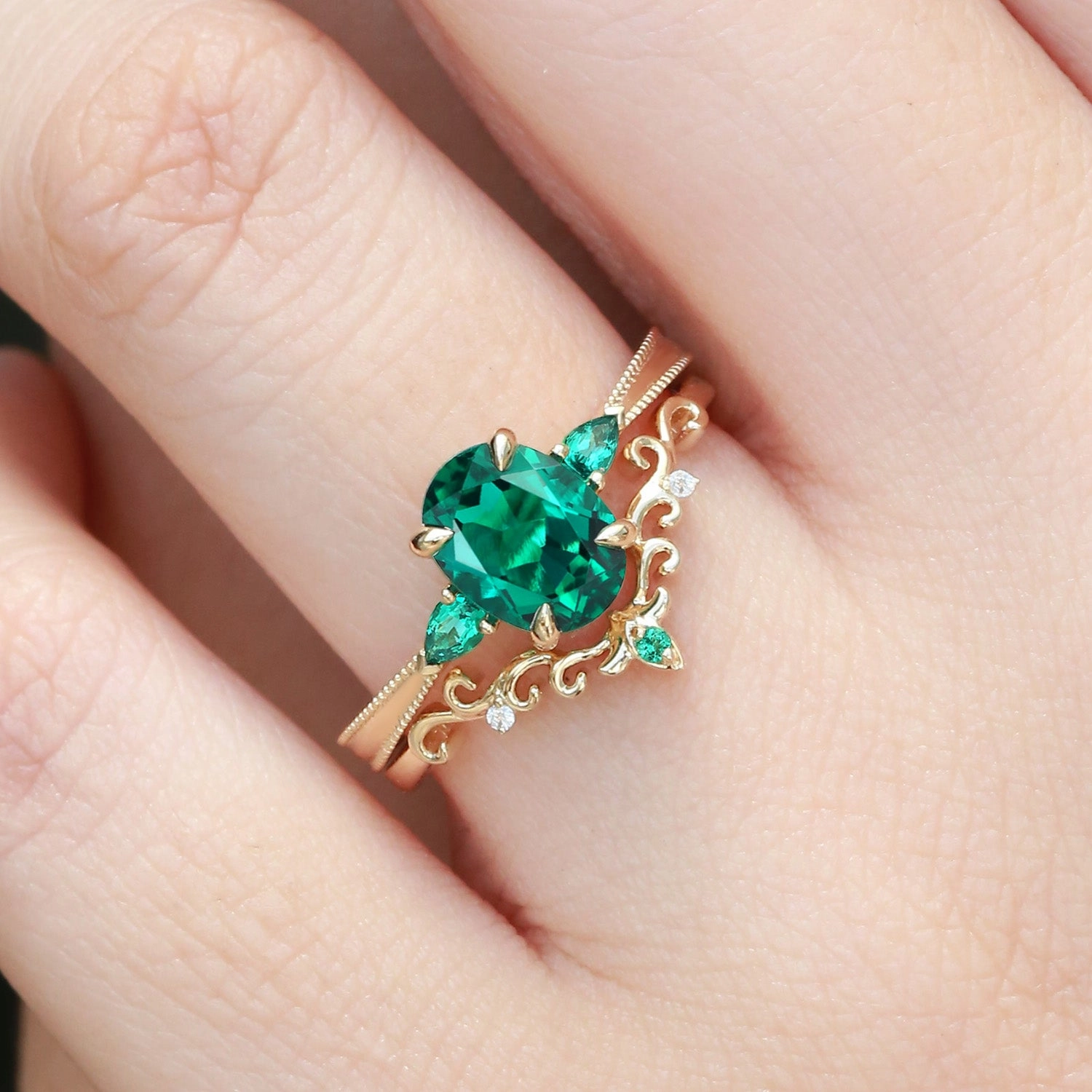 Vintage Oval Cut Lab Emerald Engagement Ring Sets 2pcs - Foliate family event
