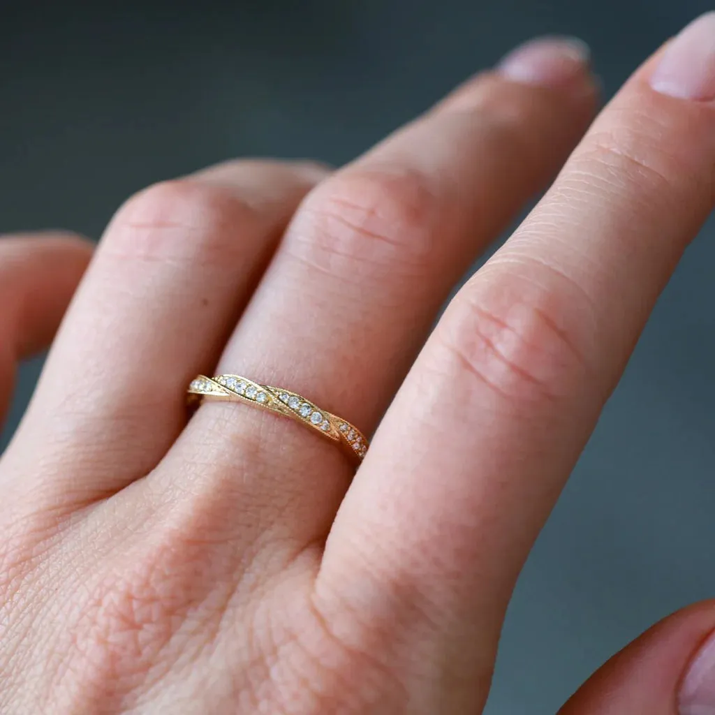 Twine Diamond Band