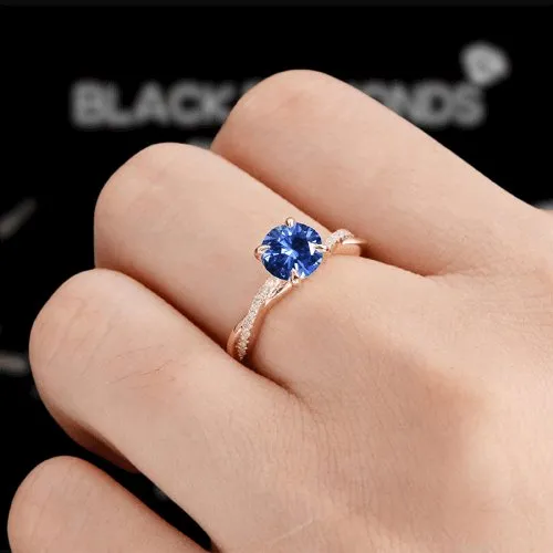 Twist 1.25 Carat Blue Sapphire Round Cut Promise Ring