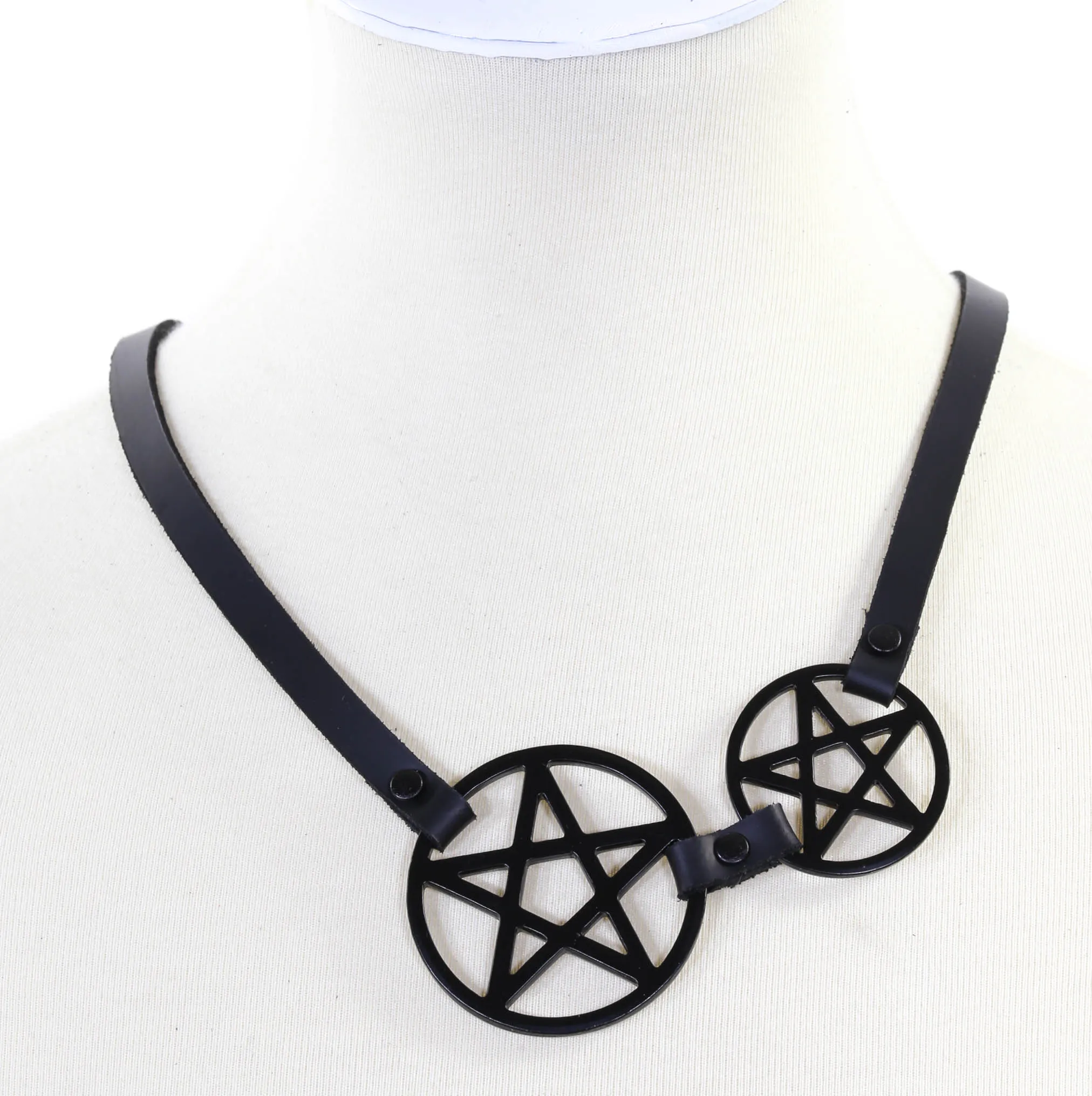 Two Penta Choker