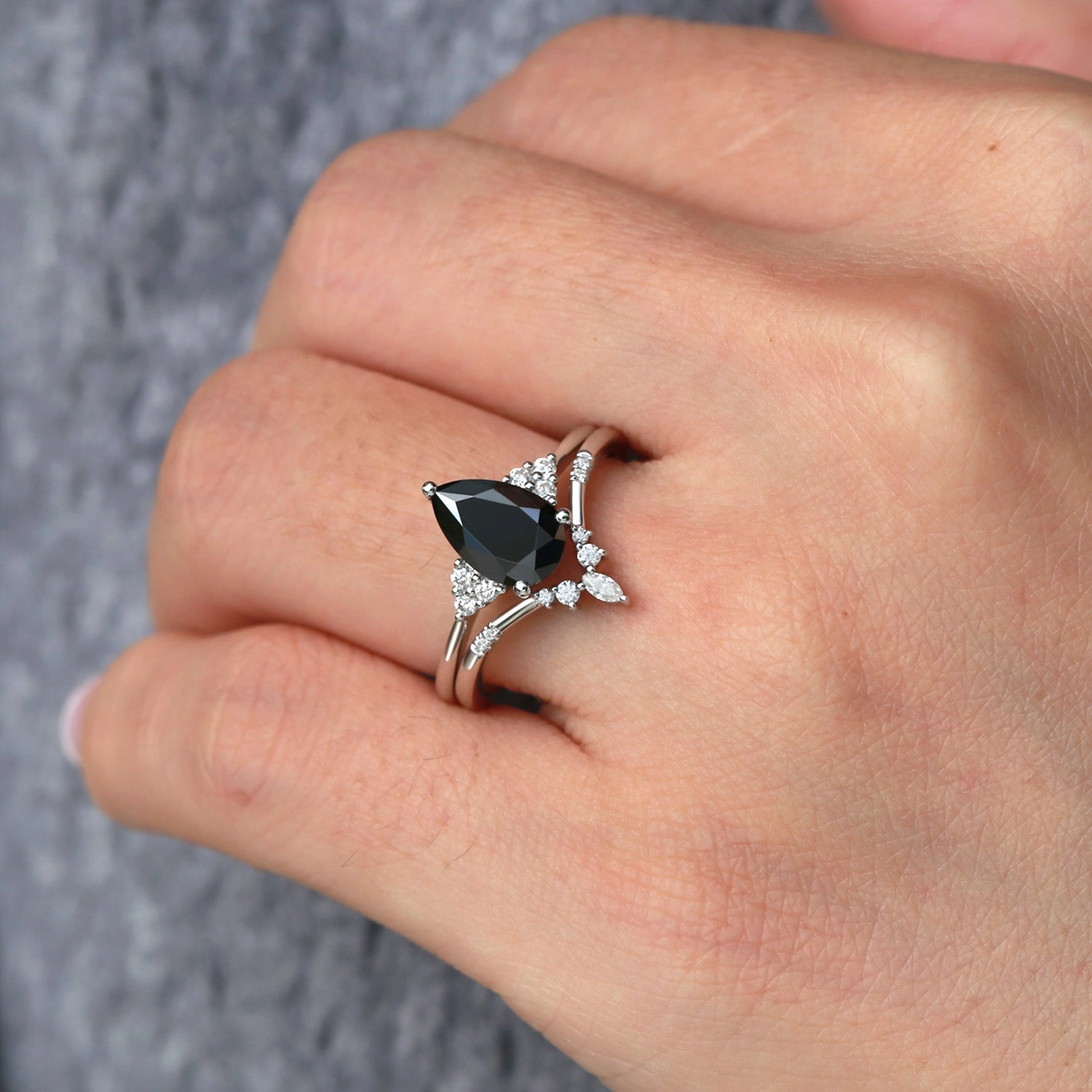 1.5ct Pear Shaped Black Moissanite Ring Set 2pcs Office Wear