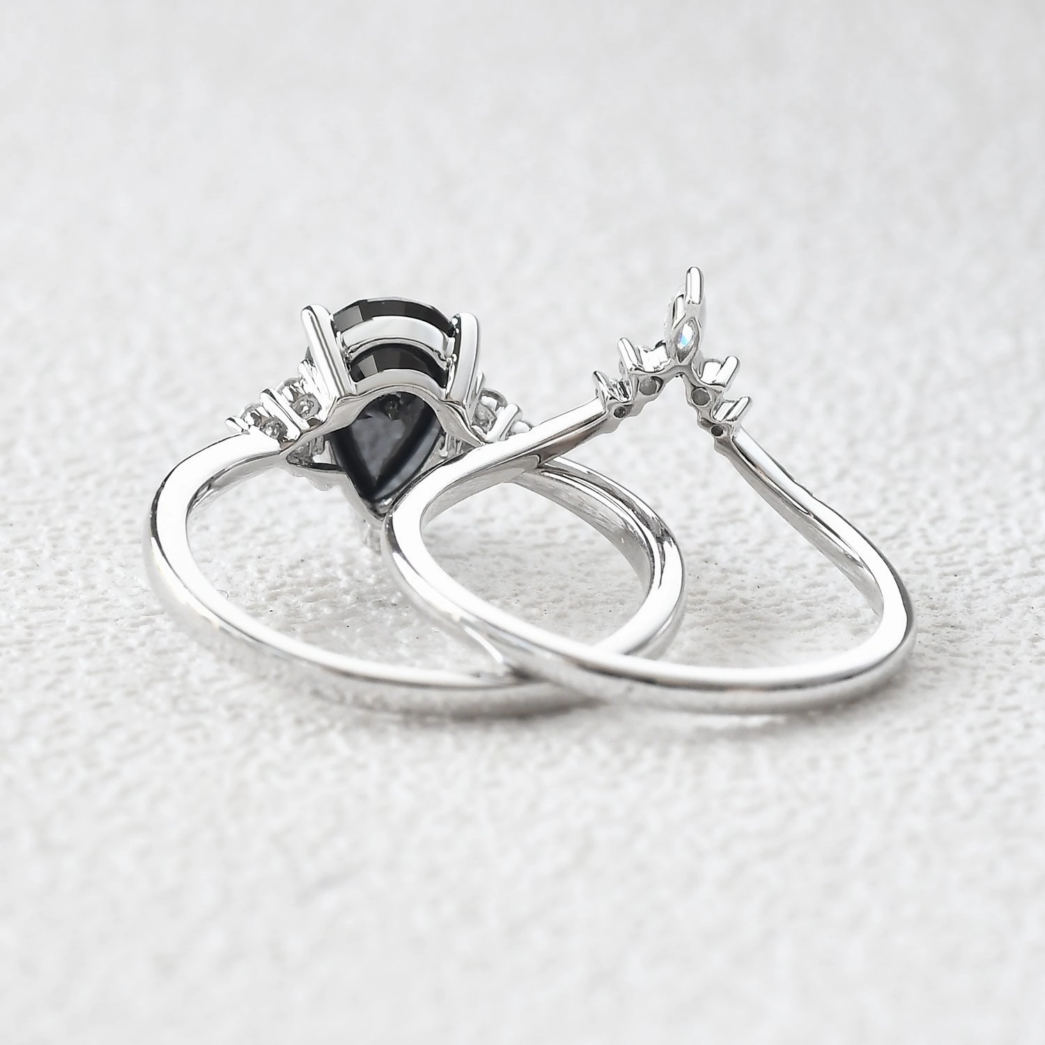 1.5ct Pear Shaped Black Moissanite Ring Set 2pcs Luxury Finish Exquisite Accent