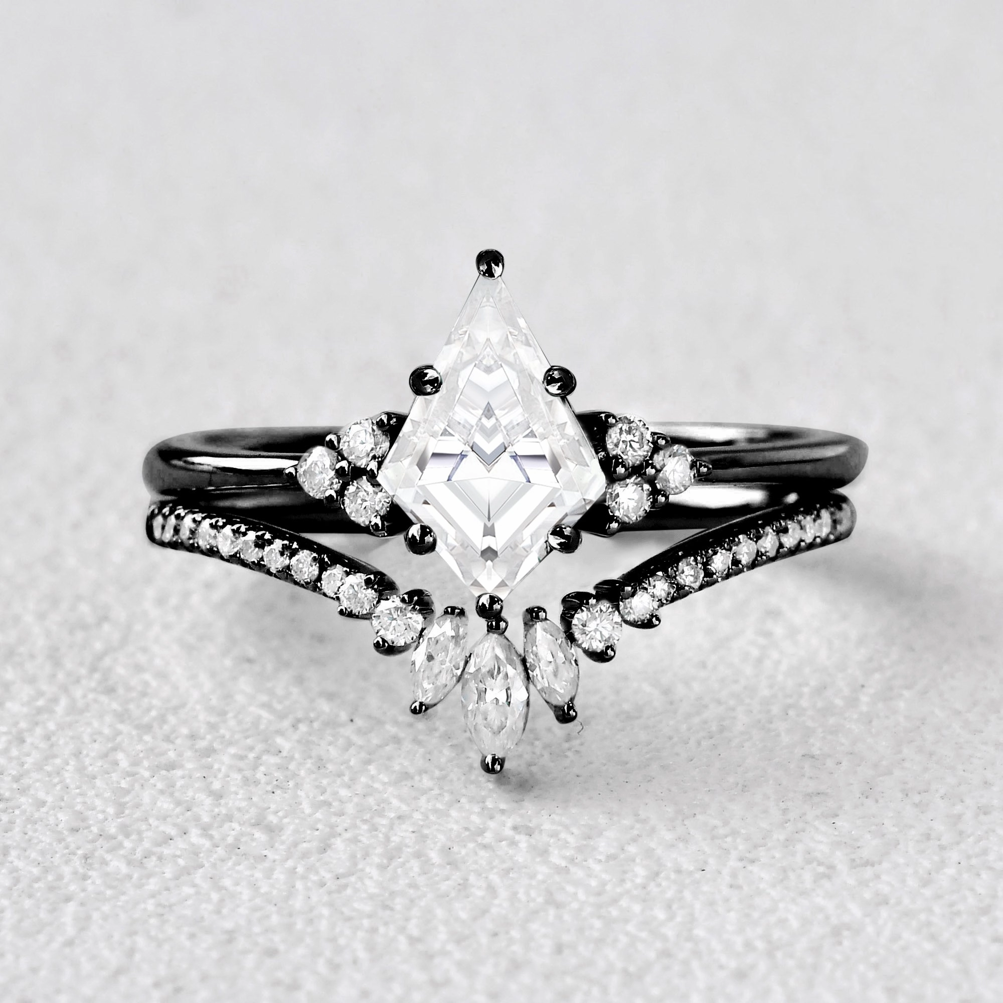 Black Gold Moss Agate Engagement Ring Set 2pcs - Lydia Signature Touch Luxe style