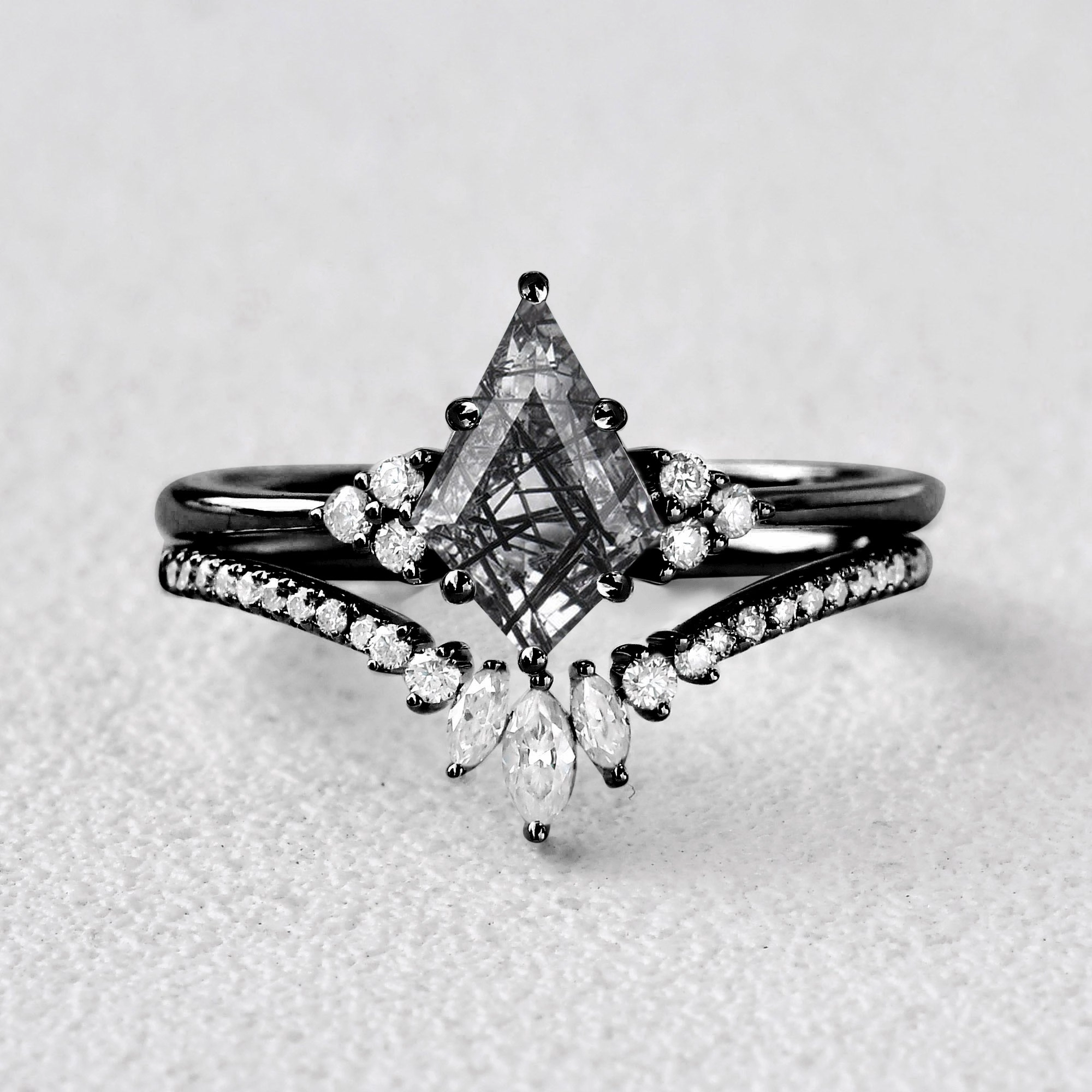 Black Gold Moss Agate Engagement Ring Set 2pcs - Lydia Versatile Sparkle