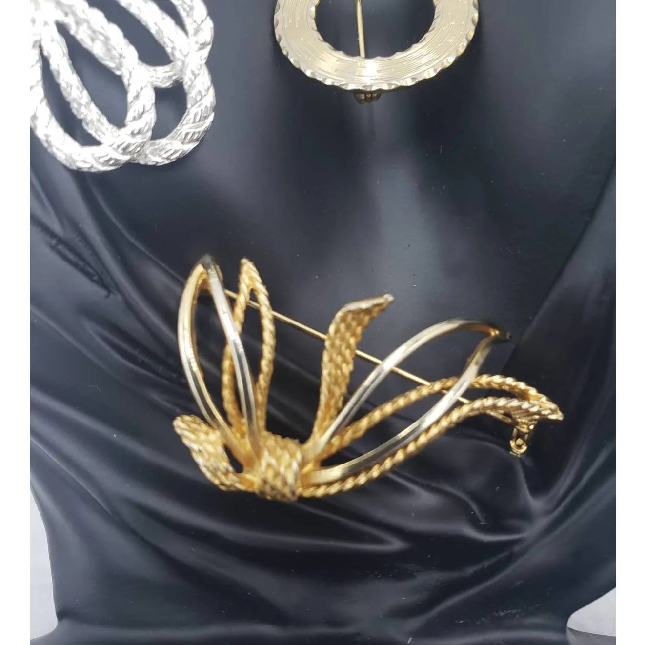 Vintage Brooch Lot Faux Pearl Pendant, AJC Ring, Leaf, Circle, Calla Lily Flower