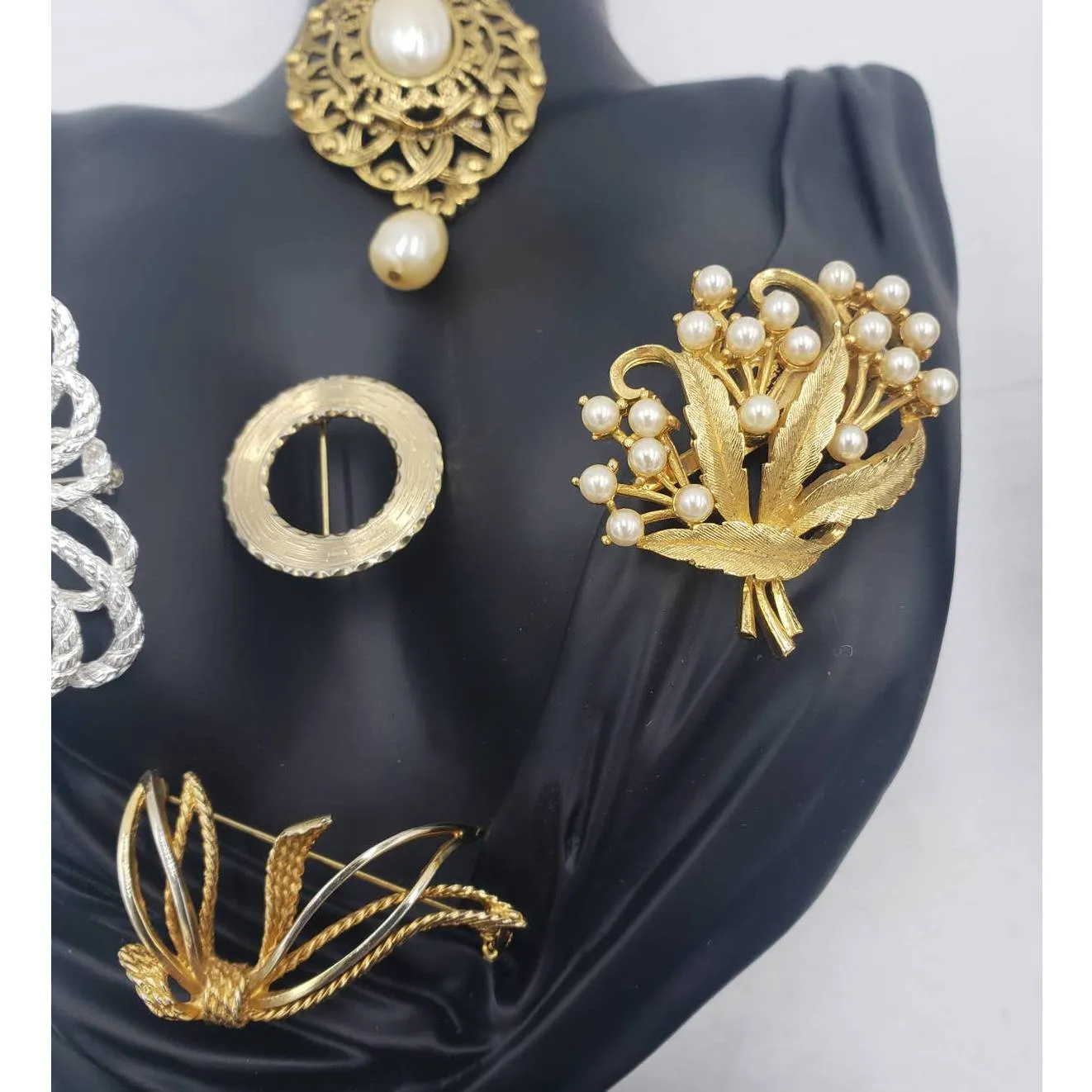 Vintage Brooch Lot Faux Pearl Pendant, AJC Ring, Leaf, Circle, Calla Lily Flower
