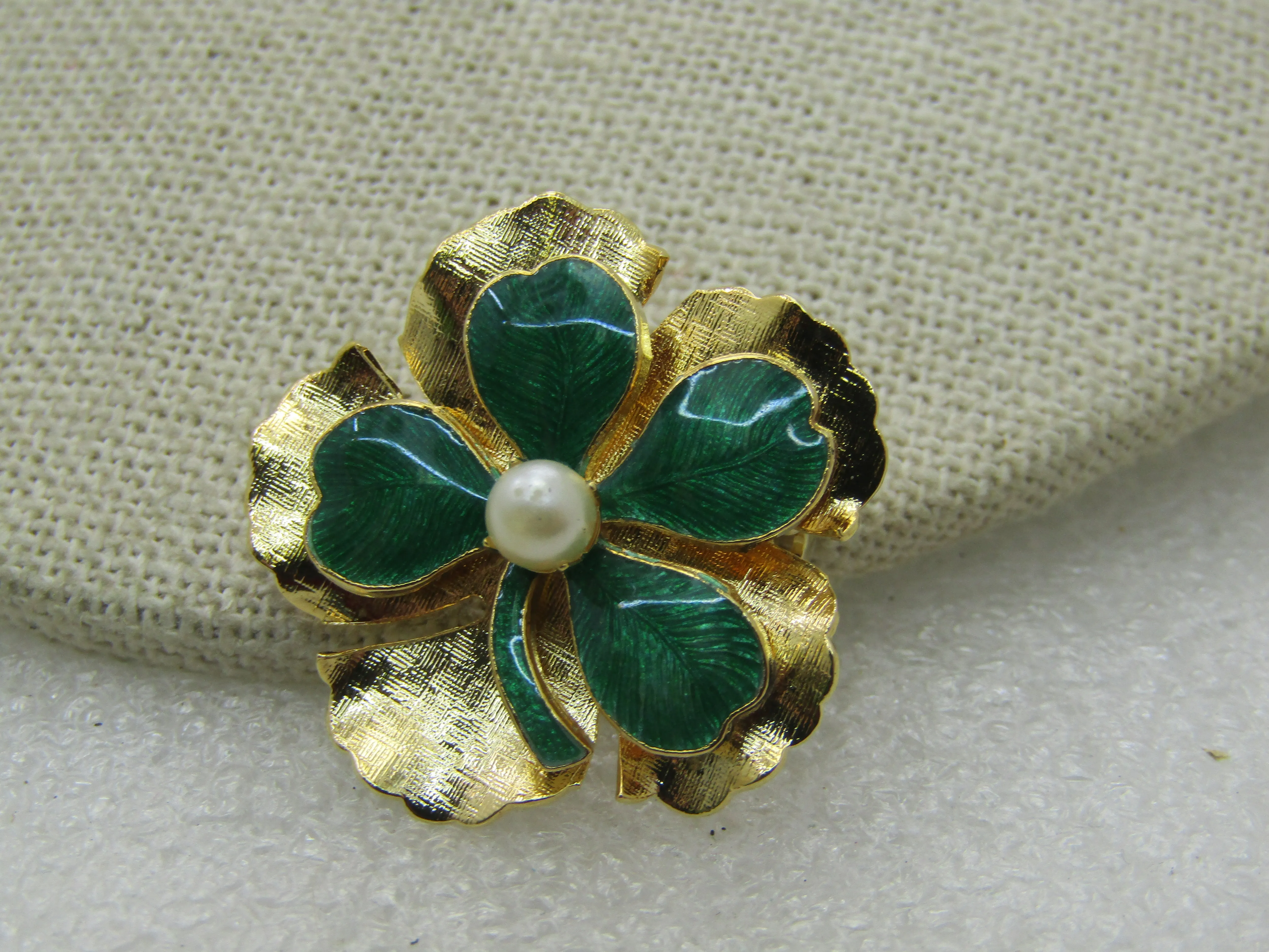 Vintage Enameled Four-Leaf Clover Brooch, Faux Pearl, 1-1/8", Gold tone