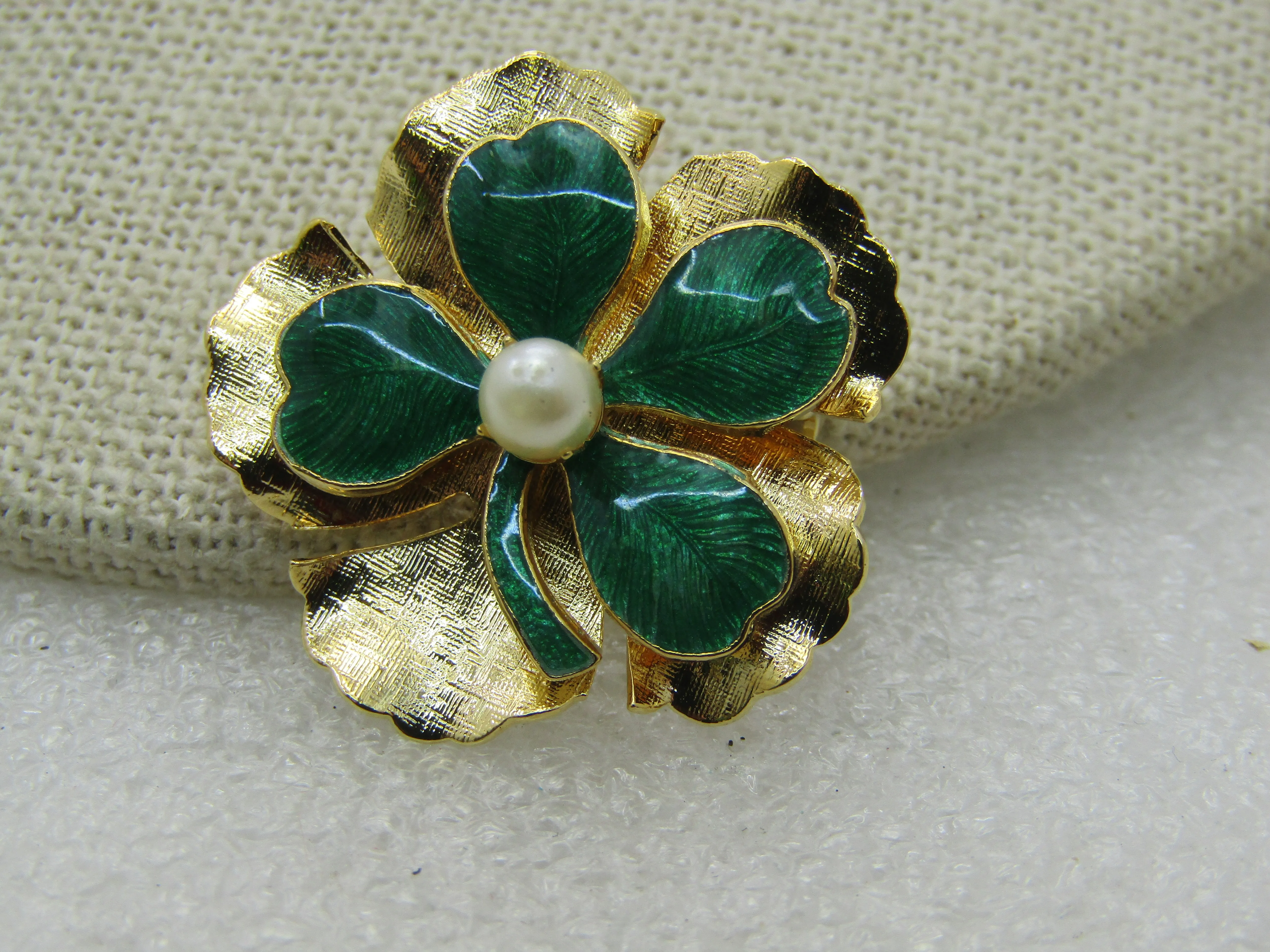 Vintage Enameled Four-Leaf Clover Brooch, Faux Pearl, 1-1/8", Gold tone