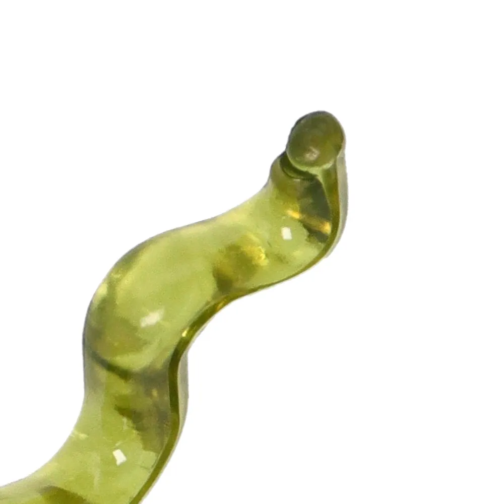 Wavy Clear Beak Hair Clip
