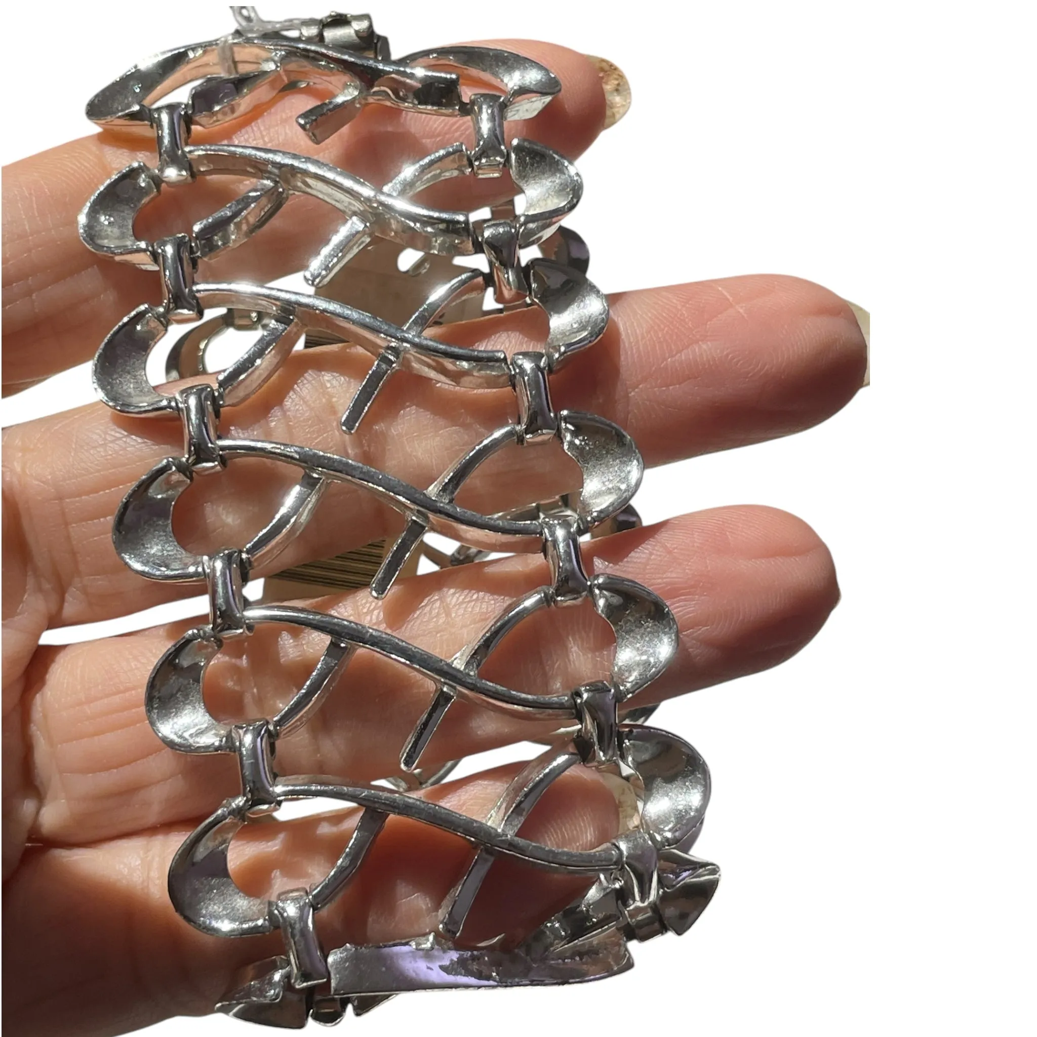WAVY WEAVE - VINTAGE SILVERTONE BRACELET