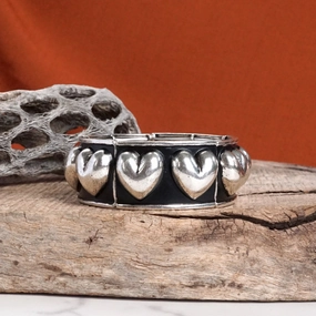 Western Stretchy Hearts Bangle in Rustic Silver Tone animal prints