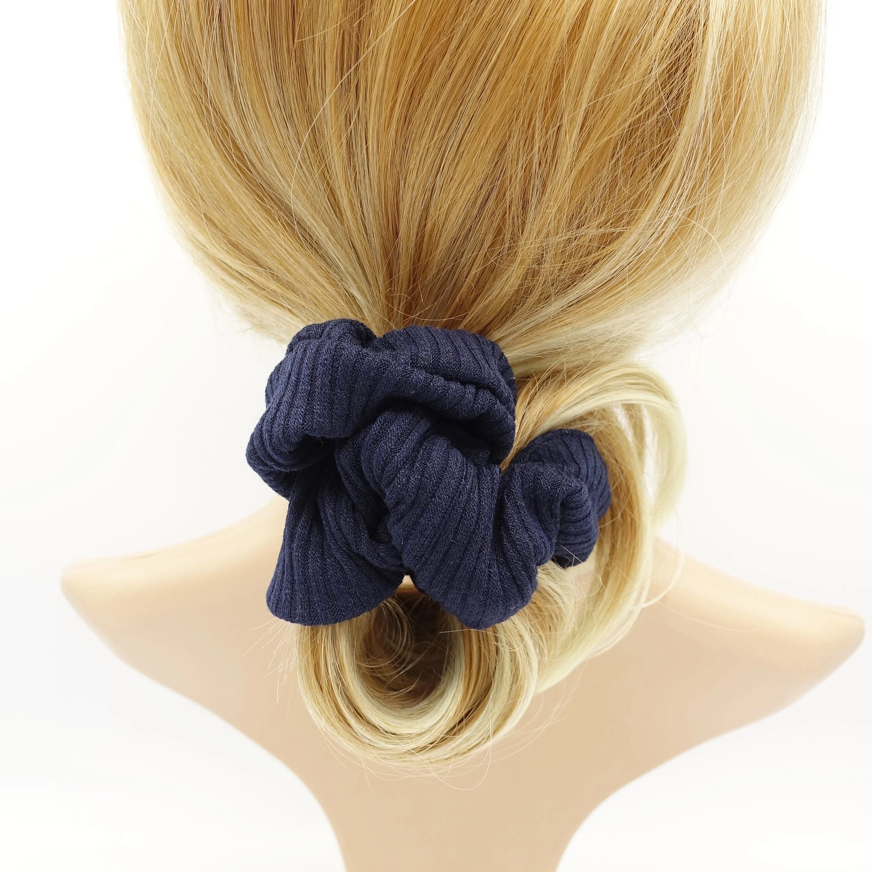 wide corrugated pattern scrunchies Fall Winter hair elastic scrunchy