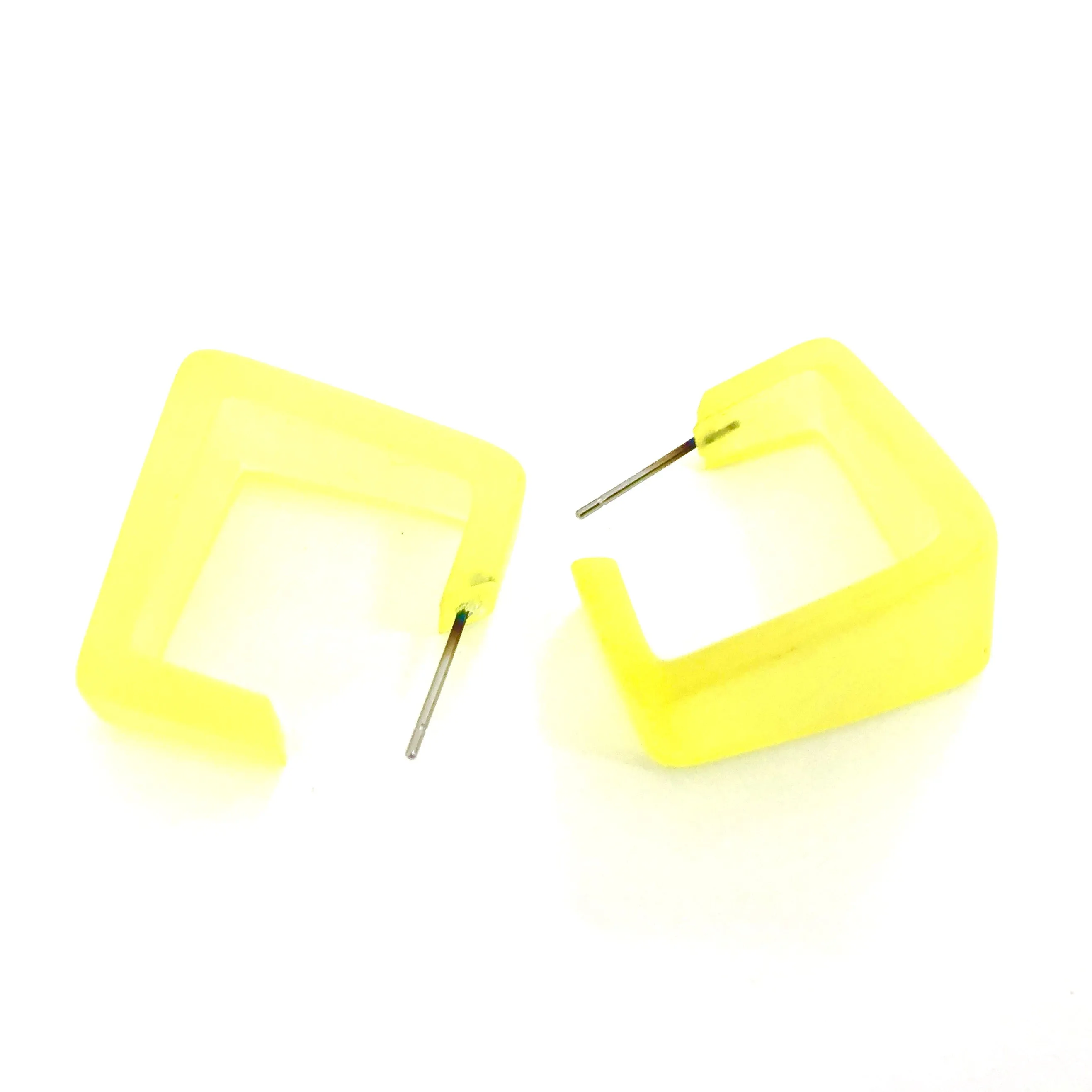 Wide Cubist Frosted Hoop Earrings