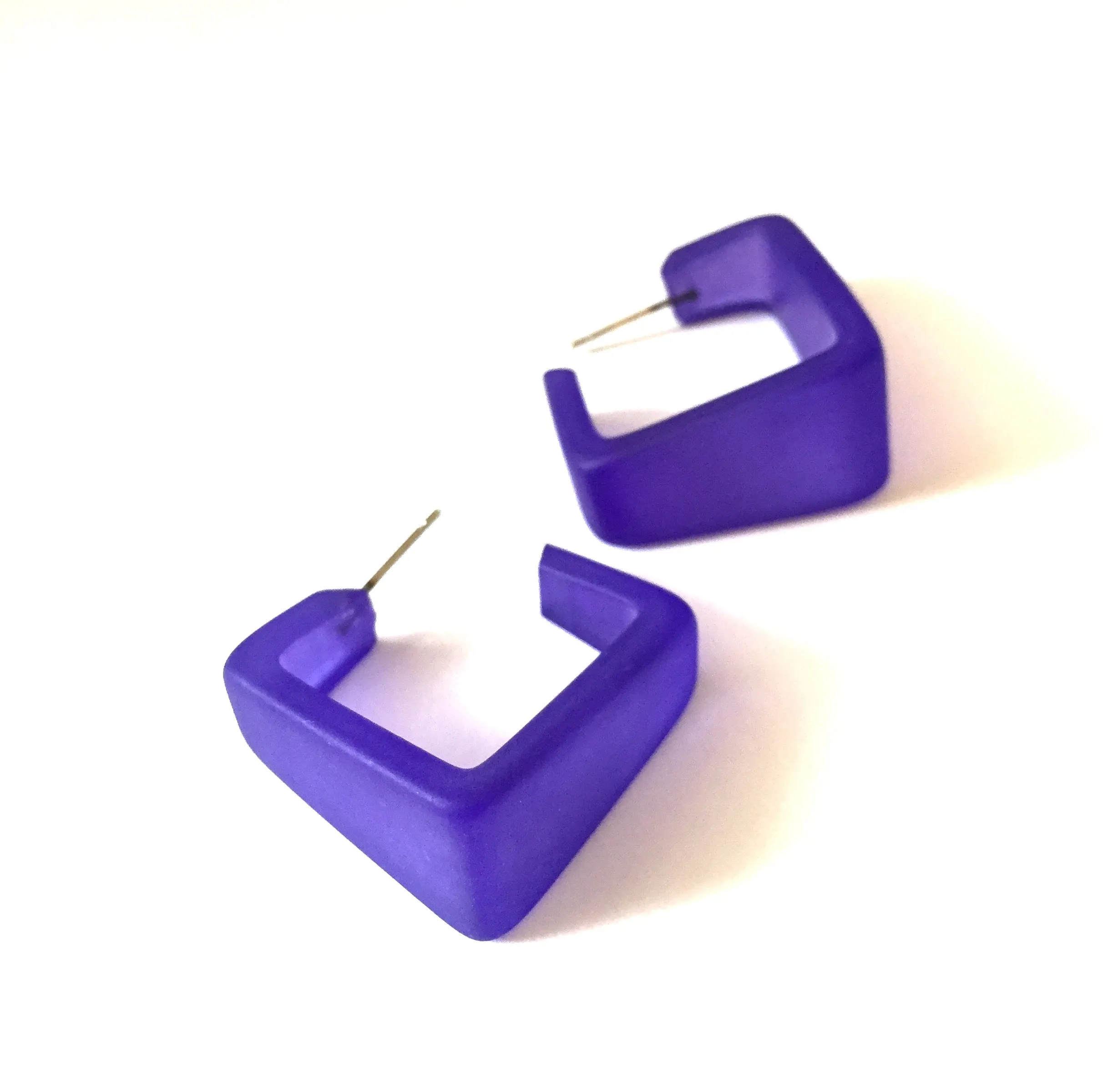 Wide Cubist Frosted Hoop Earrings