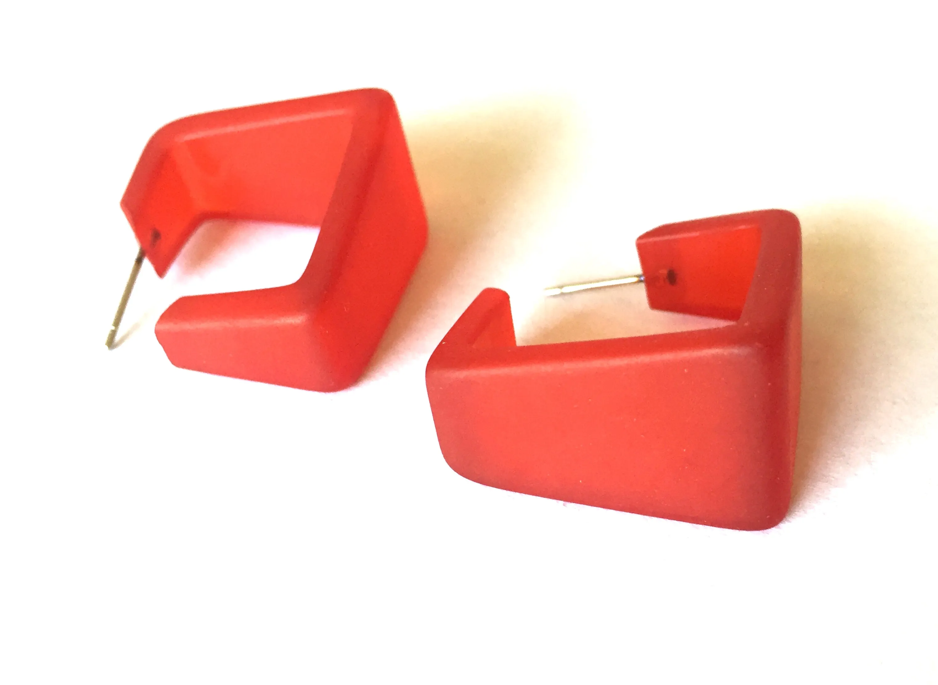Wide Cubist Frosted Hoop Earrings