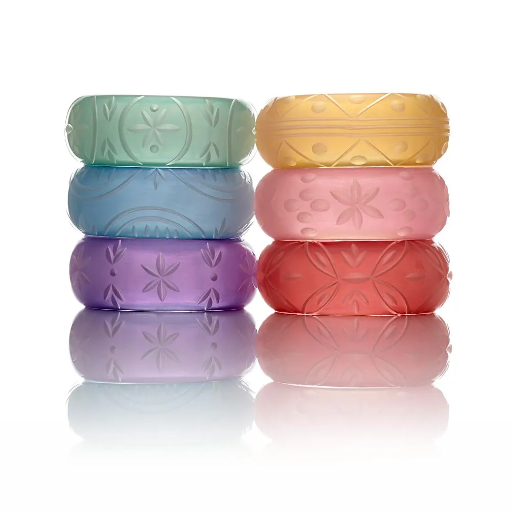 Wide Frosty Fakelite Duchess Bangle