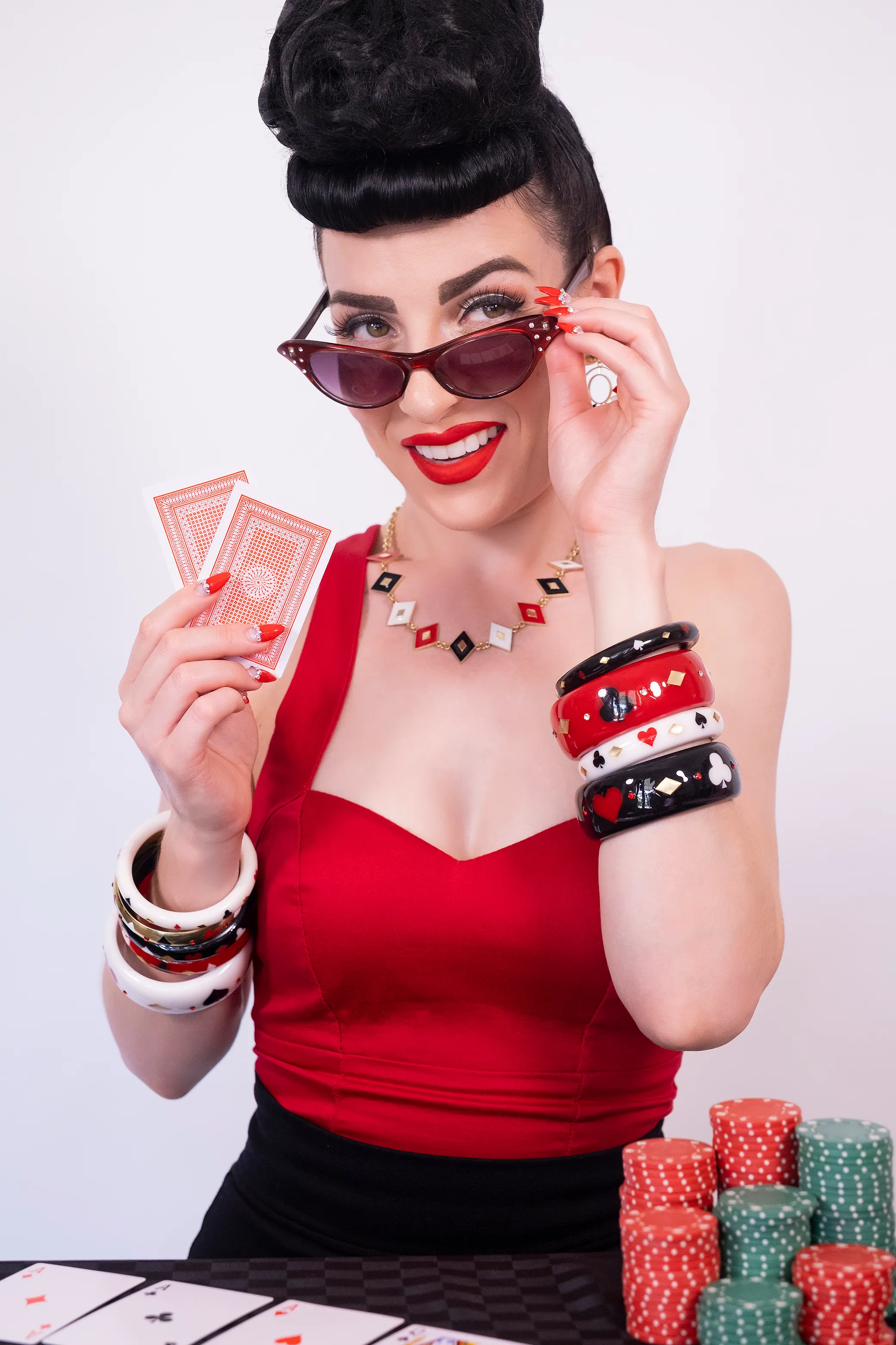Wide Queen of Diamonds Bangle