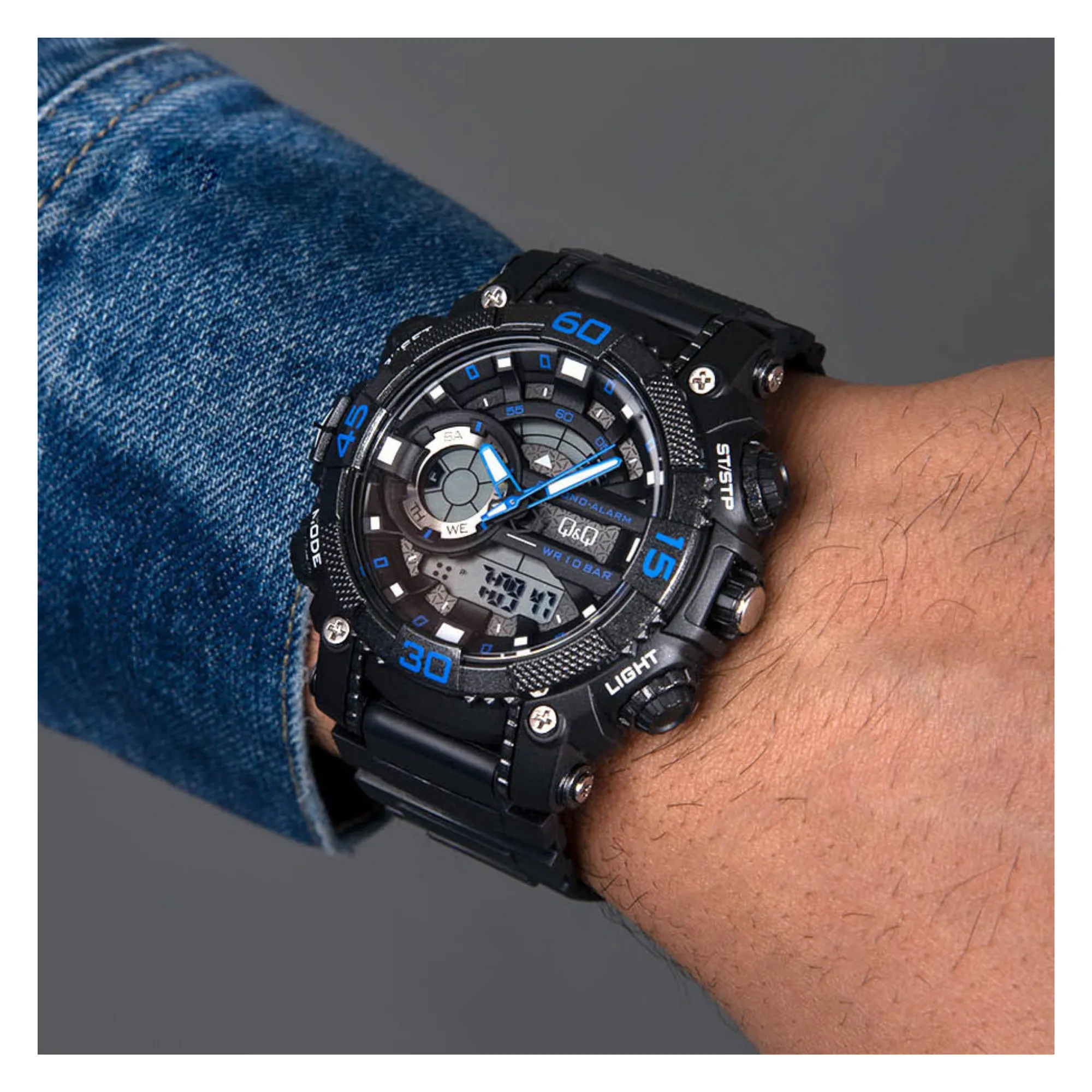 WW1381 Q&Q Dual Time Sports Fiber Belt Watch GW87J003Y